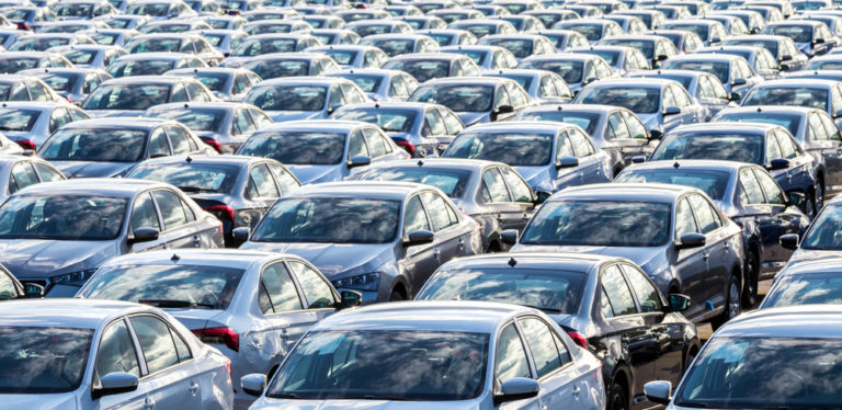 Leia mais sobre o artigo Potência mundial? Como programa espera acabar com falta de carros no Brasil