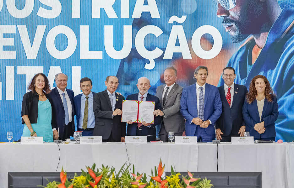 Leia mais sobre o artigo Nova Lei que aperfeiçoa a política industrial para o setor de tecnologias da informação e comunicação e para o setor de semicondutores.